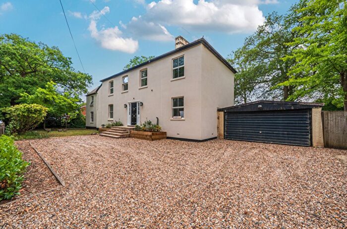 4 Bedroom Detached House For Sale In Hollybush Lane, Burghfield Common, Reading, Berkshire, RG7