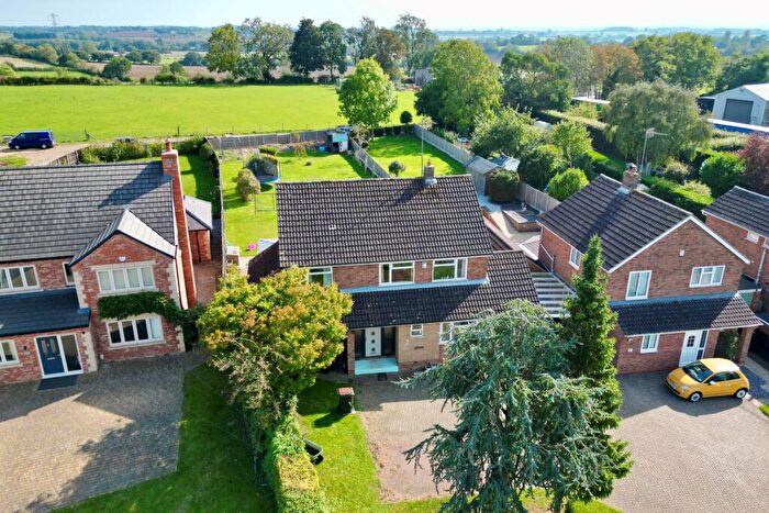 4 Bedroom Detached House For Sale In East Street, Long Buckby, NN6