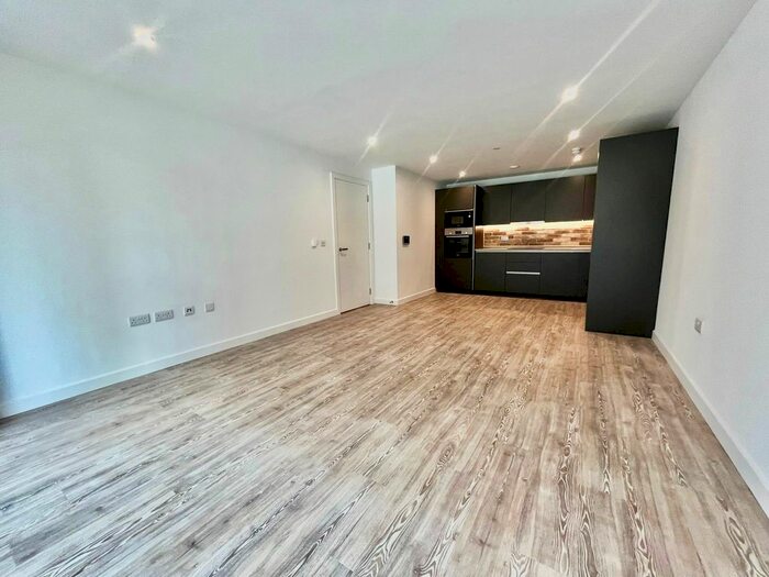 2 Bedroom Flat To Rent In Potato Wharf, Manchester, M3