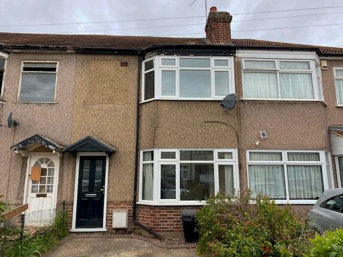 2 Bedroom Terraced House To Rent In Ramsden Drive, Collier Row, RM5