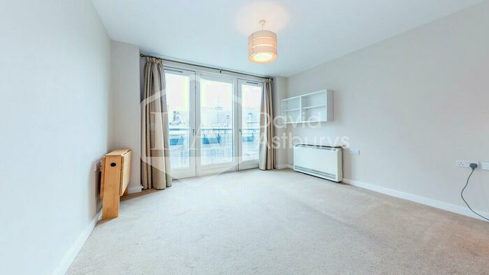 1 Bedroom Apartment To Rent In Crouch End Hill, Crouch End, London, N8
