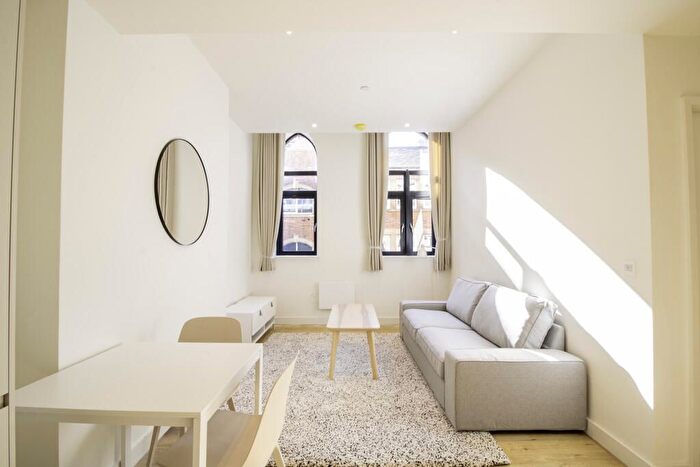 1 Bedroom Flat To Rent In Leslie Park Road, Croydon, CR0