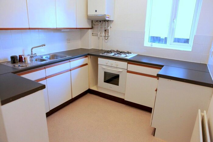 1 Bedroom Flat To Rent In Leicester Road, Barnet, EN5