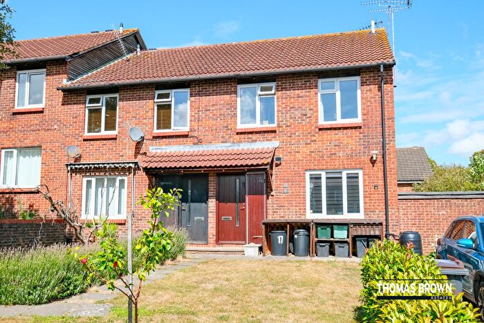1 Bedroom Maisonette For Sale In Bishop Butt Close, Orpington, BR6