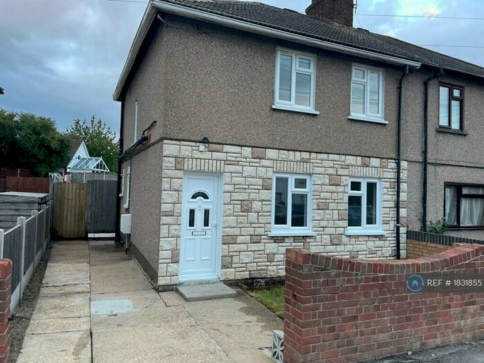 3 Bedroom Semi-Detached House To Rent In Hathaway Road, Grays, RM17