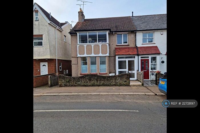 1 Bedroom Flat To Rent In Glendale Gardens, Essex, SS9