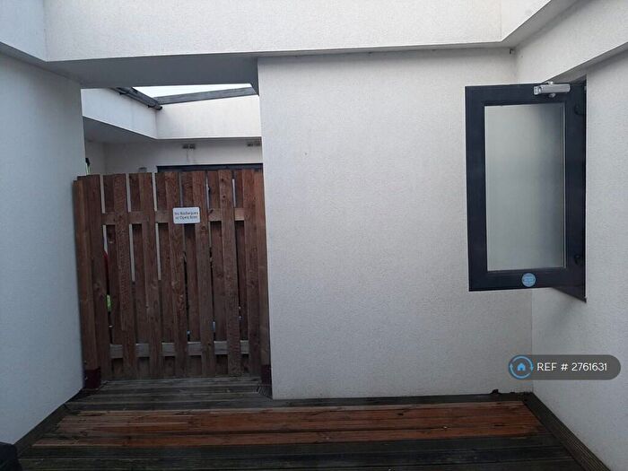 1 Bedroom Flat To Rent In Eltham High Street, London, SE9