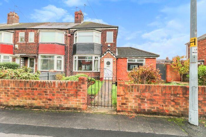 3 Bedroom Terraced House To Rent In Campion Avenue, West Hull, HU4