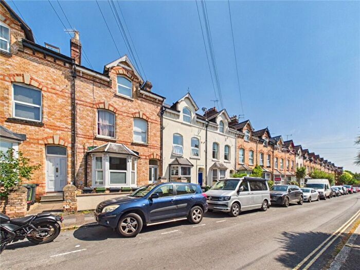 1 Bedroom Apartment For Sale In Raleigh Road, Exeter, Devon, EX1