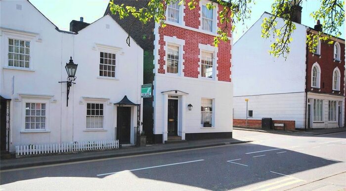 1 Bedroom Terraced House To Rent In Castle Street, Berkhamsted, HP4