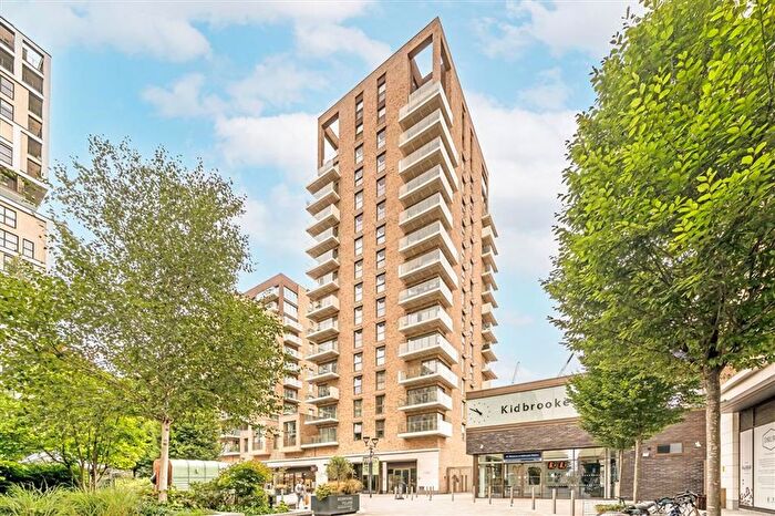 2 Bedroom Flat To Rent In Pegler Square, Kidbrooke, SE3