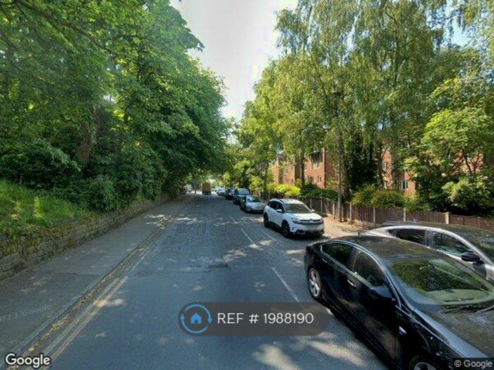 2 Bedroom Flat To Rent In Brook Court, Salford, M7