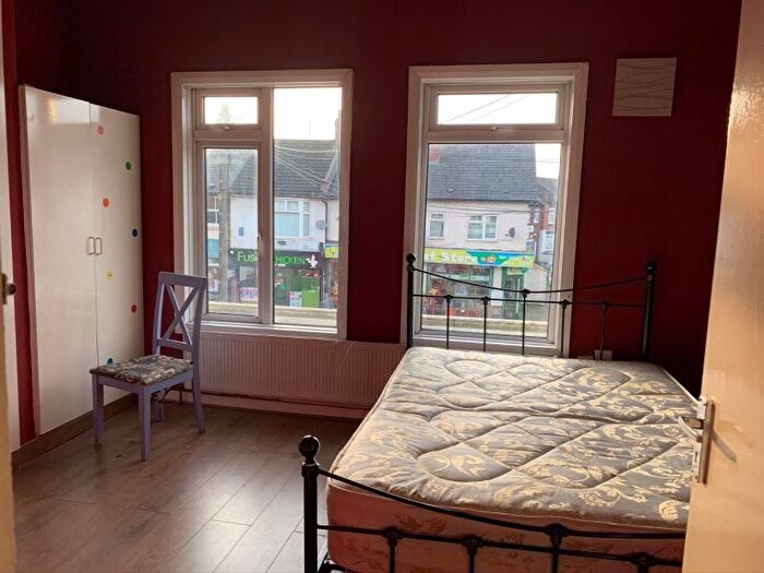 2 Bedroom Flat To Rent In Radford Road, Coventry, CV6
