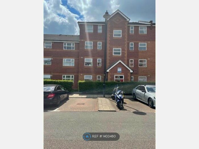 1 Bedroom Flat To Rent In Tooting, London, SW17