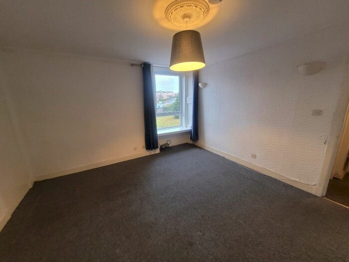 1 Bedroom Flat To Rent In Strathmartine Road, Coldside, Dundee, DD3
