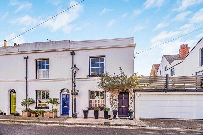 3 Bedroom Terraced House For Sale In Netley Place, Southsea, PO5