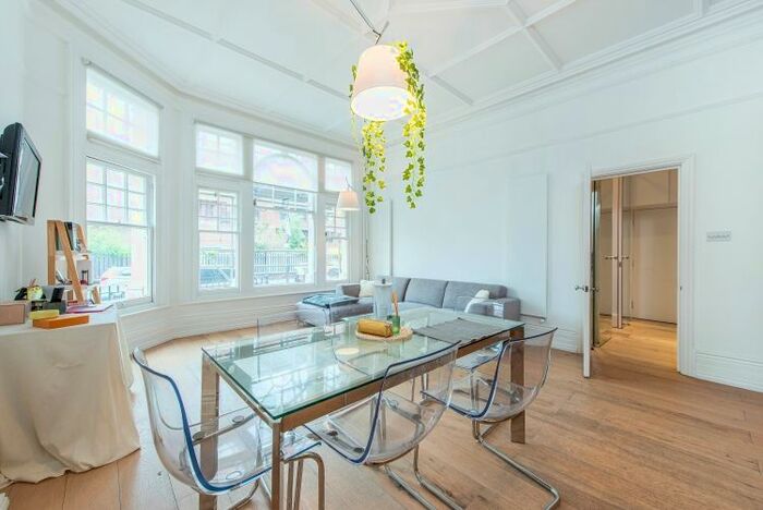 1 Bedroom Flat To Rent In Gliddon Road, London, W14