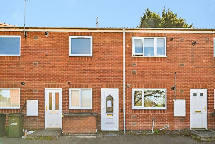1 Bedroom Maisonette For Sale In Aidan Gardens, Nottingham, NG5