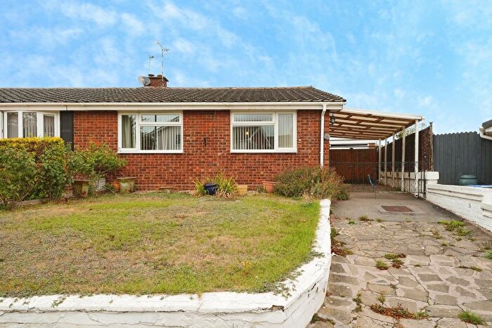 2 Bedroom Bungalow For Sale In Ban Brook Road, Salford Priors, Evesham, Warwickshire, WR11