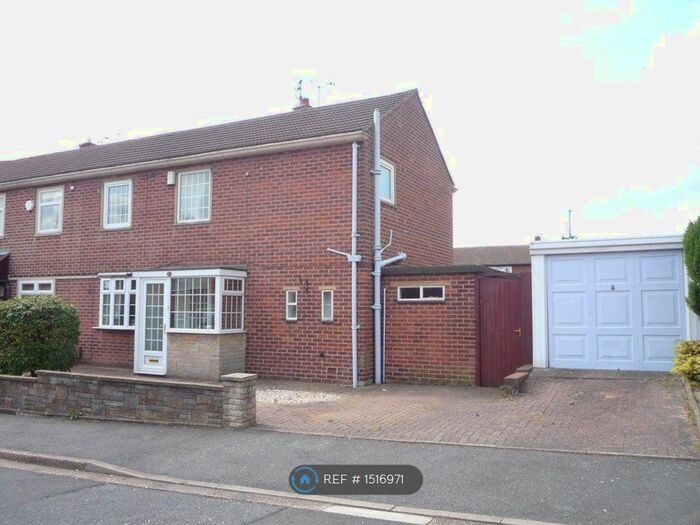 3 Bedroom Semi-Detached House To Rent In Seymour Close, Derby, DE22