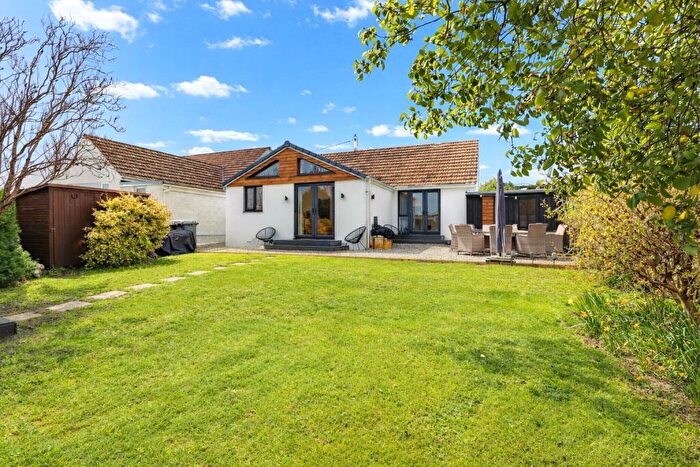 4 Bedroom Bungalow For Sale In Hopperstyle, Bickington, Barnstaple, Devon, EX31