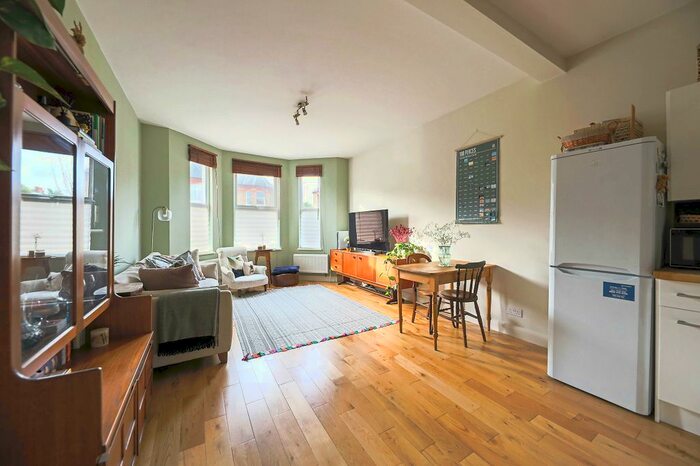 2 Bedroom End Of Terrace House To Rent In Coldershaw Road, London, W13