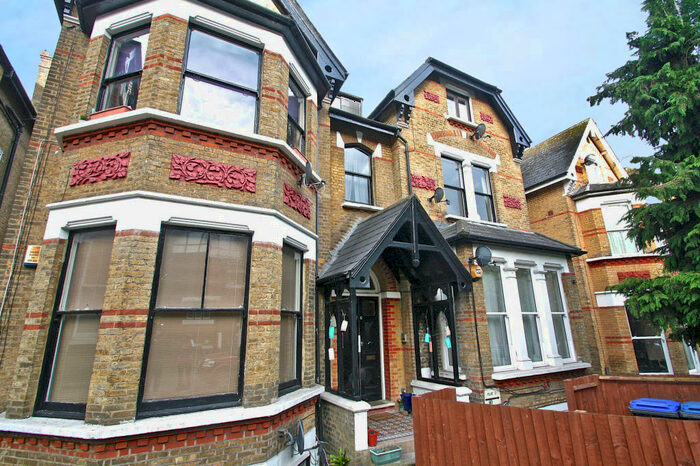 2 Bedroom Flat To Rent In Crystal Palace Park Road, London, SE26
