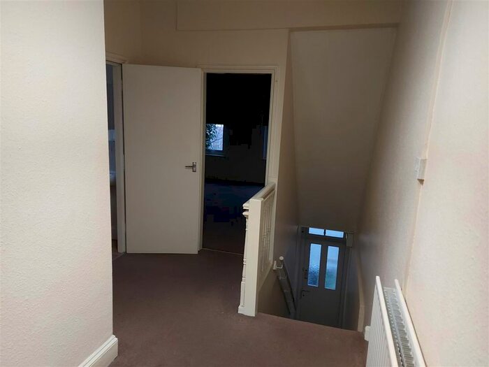 2 Bedroom Flat To Rent In Highfield Road, Dartford, DA1