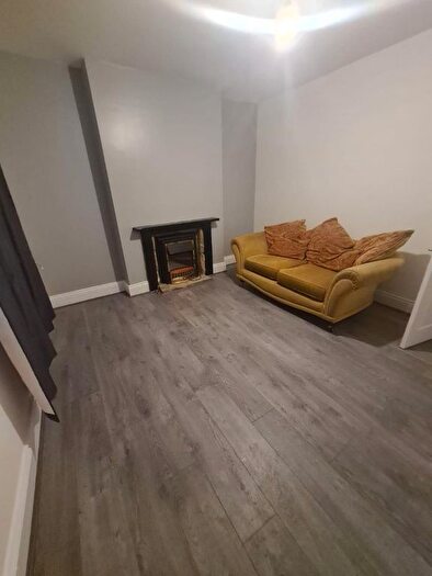 3 Bedroom Terraced House To Rent In Park Avenue, Nuneaton, CV11