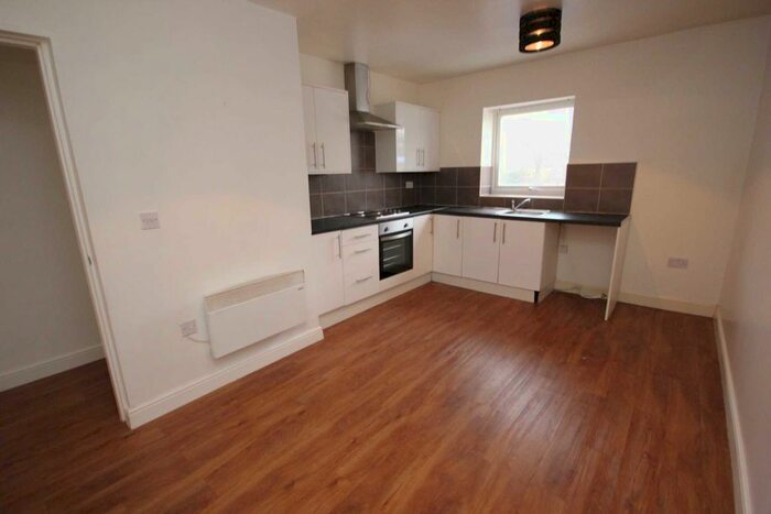 1 Bedroom Flat To Rent In Ashton Old Road, Manchester, M11