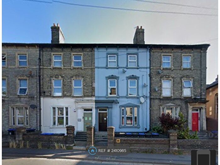 3 Bedroom Maisonette To Rent In Wilton Road, Salisbury, SP2