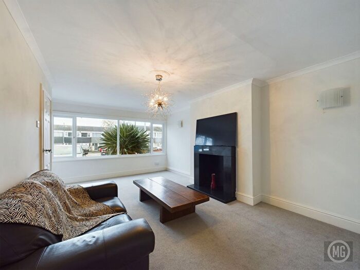 4 Bedroom Terraced House For Sale In Bifield Road, Bristol, BS14