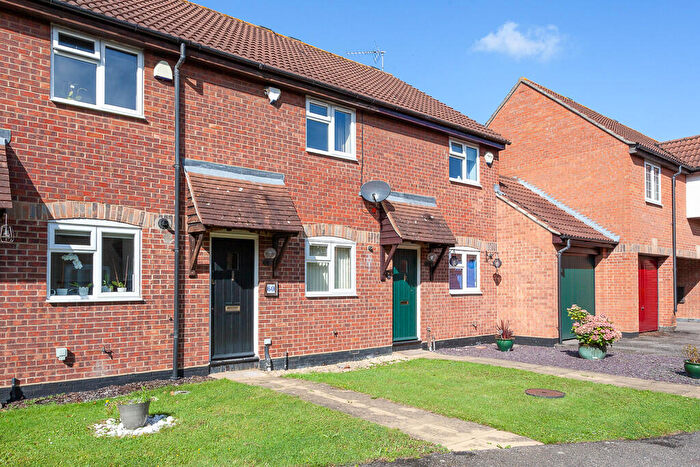 2 Bedroom Terraced House For Sale In The Pines, Laindon, SS15