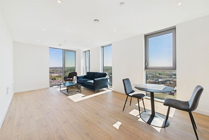 1 Bedroom Flat To Rent In The Clarendon, Watford, WD17