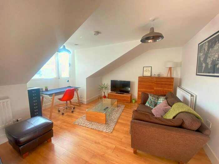 1 Bedroom Flat To Rent In Shandwick Place, West End, Edinburgh, EH2