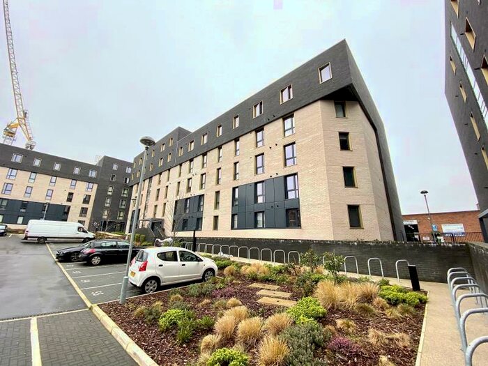 2 Bedroom Apartment To Rent In The Drapery, Fabrick Square, Lombrd Steet, Digbeth, Birmingham, B12