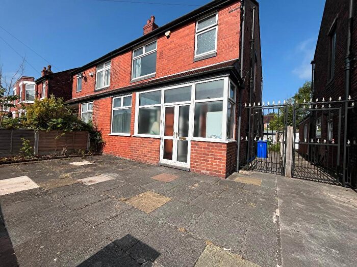 6 Bedroom Semi Detached House To Rent In Barnsfold Avenue, Fallowfield, Manchester, M14