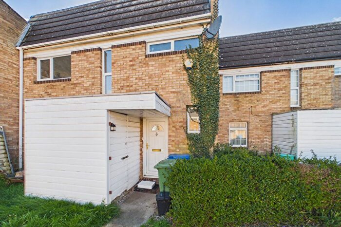 3 Bedroom Terraced House For Sale In Wheatley, Bracknell, Berkshire, RG12