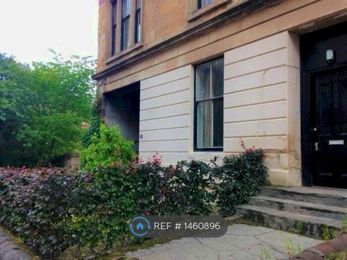 8 Bedroom Semi-Detached House To Rent In Southpark Avenue, Glasgow, G12