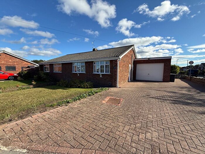 2 Bedroom Semi-detached House For Sale In Grasmere Road, Chester Le Street, DH2