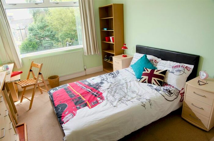 3 Bedroom Property To Rent In Lonsdale Place, LA1