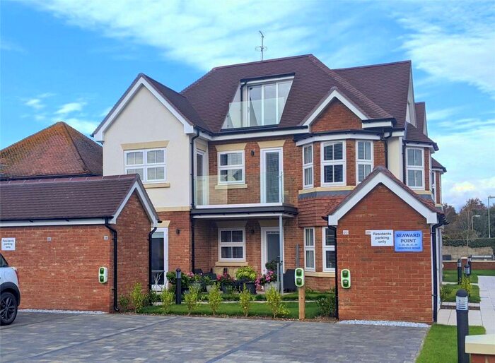 2 Bedroom Penthouse To Rent In Osborne Road, Lee-On-The-Solent, Hampshire, PO13