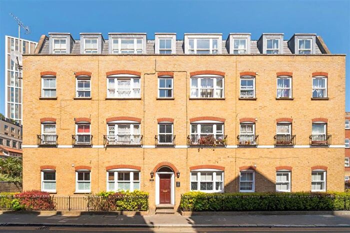 2 Bedroom Flat For Sale In Newark Street, Whitechapel, E1
