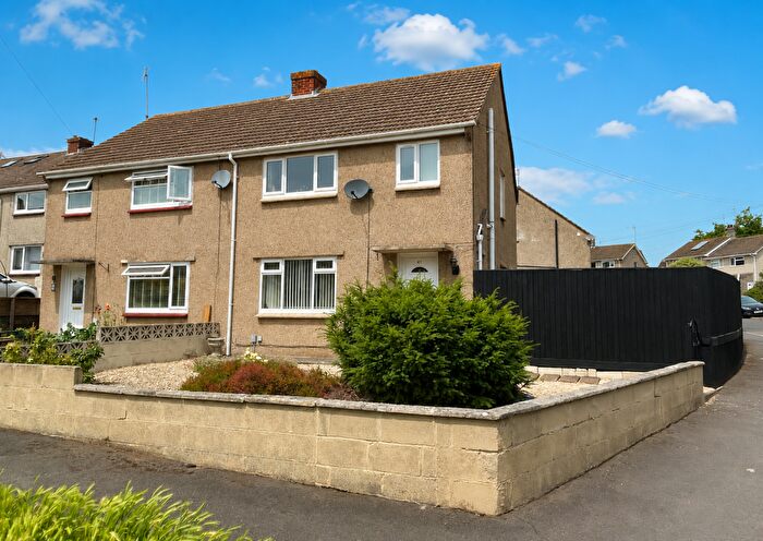 3 Bedroom House For Sale In Foster Road, Frome, BA11