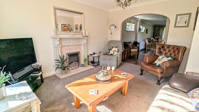 4 Bedroom Detached House For Sale In Andrews Close, Louth, LN11