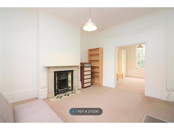 1 Bedroom Flat To Rent In Lewisham Way, London, SE14