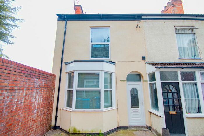 2 Bedroom End Of Terrace House To Rent In Willow Grove, Hull, HU5
