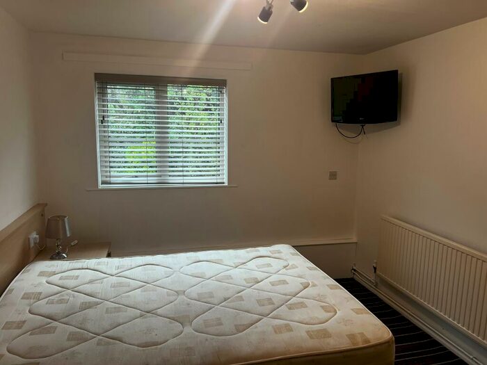 1 Bedroom Property To Rent In Woodhouse Road, Mansfield, NG18