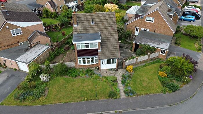 3 Bedroom Detached House For Sale In Fair View, Pontefract, WF8