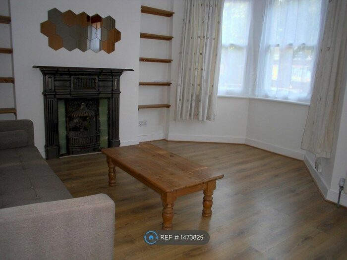 1 Bedroom Flat To Rent In Birkbeck Mansions, London, N8